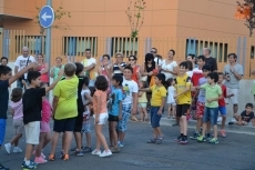 Foto 5 - Momentos de apuro en el divertido encierro del barrio de Santa Clara