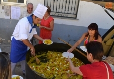 Foto 3 - El ciclo de fiestas de las asociaciones de vecinos llega a su final
