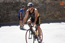 Foto 4 - Alberto Bravo y Garbiñe García se imponen en el 'I Triatlón Sprint V Centenario STJ'