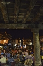 Foto 5 - Emotivo recital de Gabriel Calvo y 'La Fabulosa Retahíla' en la plaza albercana