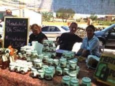 Foto 3 - Buena acogida al Encuentro Mercado 'Saberes y Sabores del Bajo Tormes'