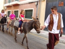 Foto 6 - Los paseos en burro triunfan entre los niños