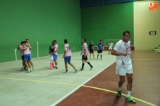 Foto 6 - Cafetería El Retiro se hace con el Campeonato de ‘Futbito’ de Vitigudino ante cerca de 400...
