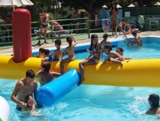 Foto 6 - Niños y mayores disfrutan del Día del Agua de Codemirsa