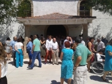 Foto 5 - Nuestra Señora de la Asunción recorre las calles escoltada por los vecinos