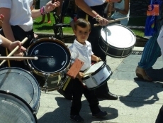 Foto 4 - Carbajosa une tradición y fiesta con el popular desfile dedicado a su patrón