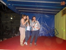 Foto 5 - Fervor en la entrega de la Cruz de la Misión ante la Virgen de la Yedra