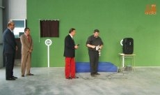 Foto 3 - Los vecinos inauguran el nuevo frontón cubierto 