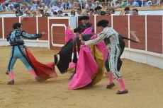 Foto 3 - Oreja para Juan de Dios y ovaci&oacute;n para Joao Pedro en una novillada sin pena ni gloria