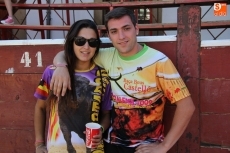 Foto 6 - Las peñas llenan de colorido la tradicional cabalgata al ‘Prao’ del Toro