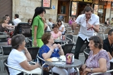 Foto 3 - Las terrazas de la Plaza incorporan un servicio de ‘Clásicos a la Carta’