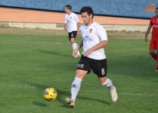 Foto 3 - El Ciudad Rodrigo Senior empata frente a uno de sus futuros rivales ligueros