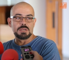 Foto 5 - Julio L&oacute;pez visita el fren&eacute;tico montaje del musical 'Los Miserables'