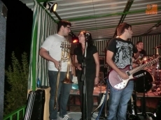 Foto 3 - ‘La Banda del Sábado’ cierra los conciertos de la terraza de ‘Los Pinos’ acompañada de un ...