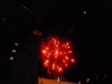 Foto 6 - Los villorejos se despiden de las fiestas con su original 'Nochevieja'