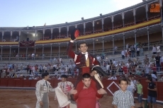 Foto 3 - El medio pecho y el medio pie