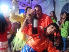 Foto 4 - Master Chef y los pollitos ganan el concurso de disfraces de las fiestas