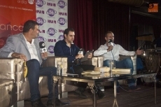 Foto 3 - Éxito de los Coloquios de Cañamero, aliciente de la feria taurina