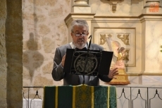 Foto 4 - El Convento de las Claras acoge el canto y oración poética a San Francisco