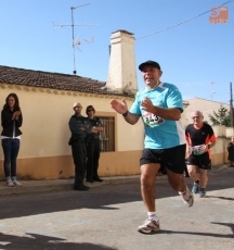 Foto 3 - Isabel Almaraz y Ricardo Adrados vencen y convencen en la carrera de Galinduste 