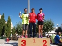 Foto 5 - Alberto Marcos y Judith González se adjudican la I Carrera Popular
