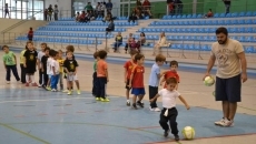 Primera sesión de la Escuela | Foto @kisanghani