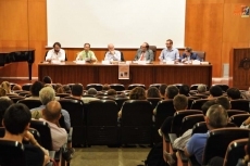Foto 5 - El Aula de Debate 'La España Actual' reanuda sus sesiones