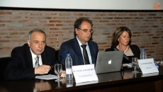 Foto 4 - Emotivo y merecido homenaje al catedrático de Farmacia y exdecano Alfonso Domínguez-Gil Hurlé