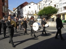 Foto 6 - Ofrenda Floral a los Héroes de la Libertad en el cementerio