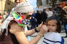 Foto 4 - La Plaza del Oeste acoge la Feria del Comercio del Barro y Trueque