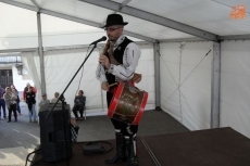 Foto 6 - Relevo generacional en el I Certamen de Folclore organizado por el grupo folclórico 'El Arco'