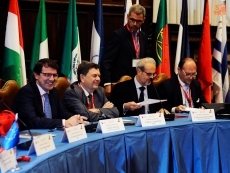 Foto 3 - Los rectores piden m&aacute;s fondos a la UE para facilitar la movilidad de universitarios y profesores...