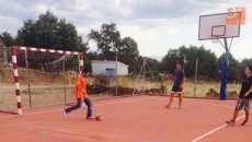 Foto 4 - Los locales se imponen a Escurial en el Campeonato de Futbito previo a las fiestas patronales