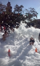 Foto 3 - Hinchables para los niños y refrescante fiesta de la espuma