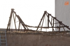 Foto 4 - Echa a arder en la Avenida de España de Ciudad Rodrigo un inmueble derruido