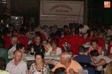 Foto 4 - Una popular cena para coger fuerzas al inicio de las fiestas de Las Madrinas