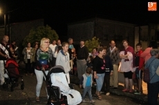 Foto 5 - Pequeños y mayores protagonizan un desfile de carrozas para el recuerdo