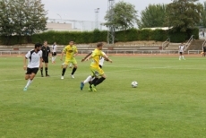 Foto 5 - Un Palencia superior se lleva la victoria de Las Pistas (0-3)