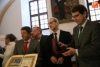Foto 2 - La USAL recibe la Medalla de Oro de la Ciudad de Salamanca otorgada a Miguel de Unamuno