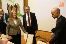 Foto 6 - 'El envejecimiento de la población, reto del siglo XXI', a debate en el Día Internacional de las...