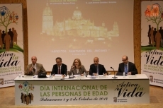 Foto 3 - 'El envejecimiento de la población, reto del siglo XXI', a debate en el Día Internacional de las...