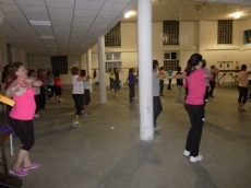 Foto 6 -  Las clases de zumba comienzan con casi cincuenta personas