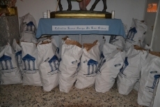 Foto 6 - Salen a la venta con mejor organización las roscas de la Virgen del Rosario