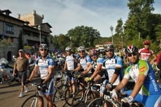 Foto 6 - Casi medio millar de personas homenajean a Eladio Jim&eacute;nez en la Sierra de Francia