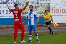 Foto 3 - El Guijuelo deja escapar una buena oportunidad en Avil&eacute;s (1-1)