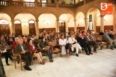 Foto 4 - Luis Frayle Delgado reflexiona sobre la soledad en su novela 'Los zapatos rojos del diablo'