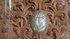 Foto 3 - La cofrad&iacute;a Preciosa Sangre presenta su nuevo trono, primero portado a costal