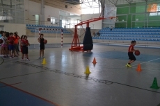 Foto 3 - Cerca de 25 nuevas alumnas se incorporan a la Escuela de Basket
