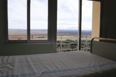 Foto 3 - Los hospitales de Castilla y León, preparados para atender posibles casos de pacientes infectados...