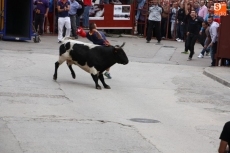 Foto 5 - Espectacular ambiente para disfrutar del primer toro del caj&oacute;n en la historia de la villa